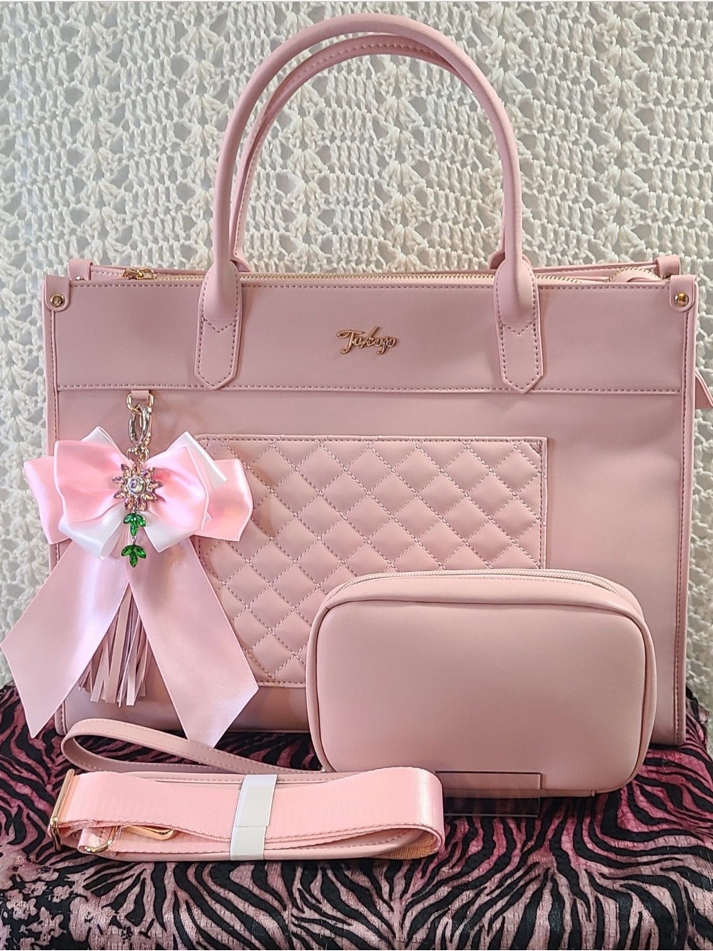 Pink Quilted Laptop Tote with Matching Pouch and a bow charm